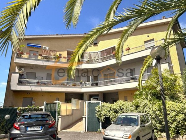 appartamento in affitto a Roma in zona Torre Angela