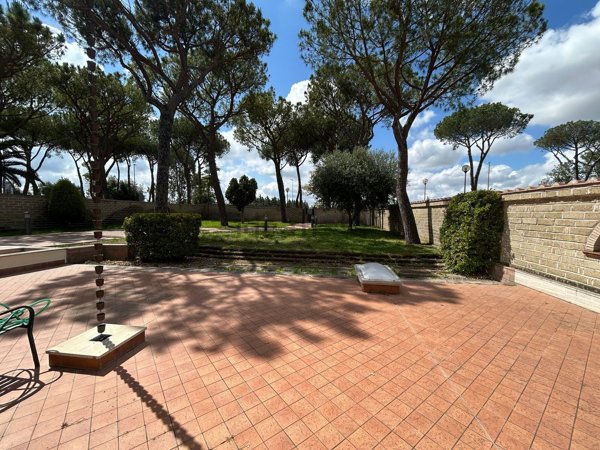 casa indipendente in affitto a Roma in zona Massimina/Casal Lumbroso