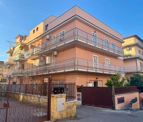appartamento in affitto a Roma in zona Torre Angela