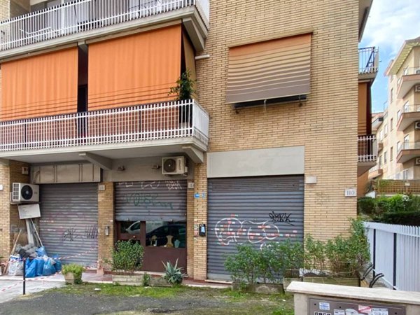 negozio in affitto a Roma in zona Primavalle