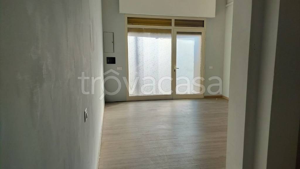 monolocale in affitto a Roma in zona Ostia