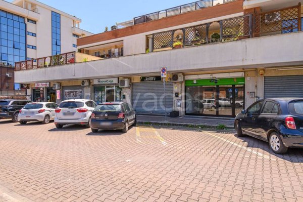 negozio in affitto a Roma in zona Settecamini