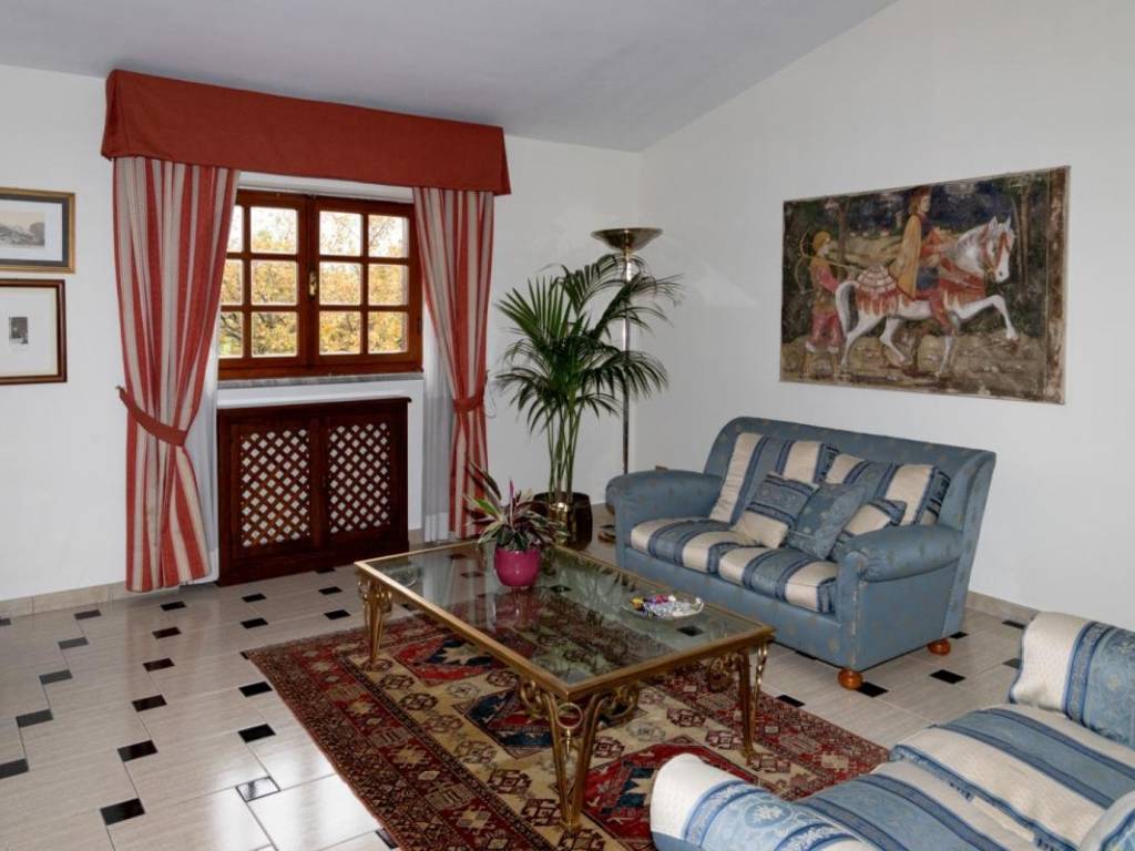 casa indipendente in affitto a Roma in zona Castel di Leva