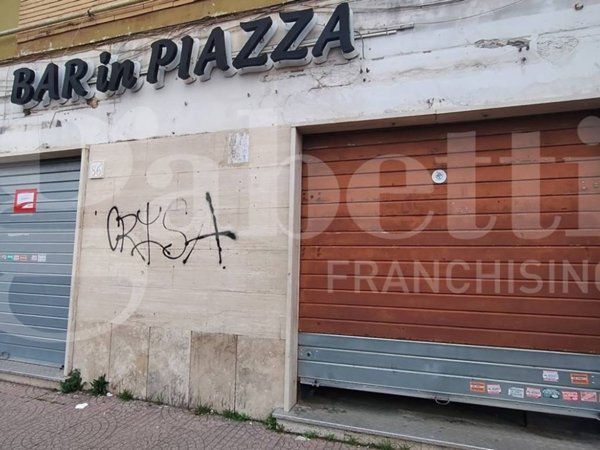 negozio in affitto a Roma in zona Torre Angela