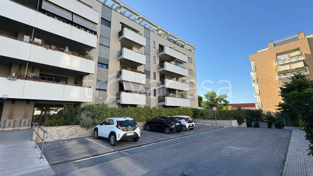appartamento in affitto a Roma in zona Della Vittoria