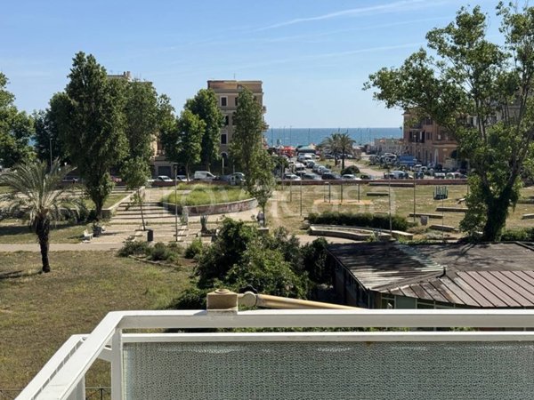 appartamento in affitto a Roma in zona Ostia