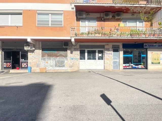 negozio in affitto a Roma in zona Ostiense