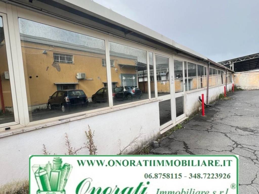 locale commerciale in affitto a Roma in zona Ponte Mammolo