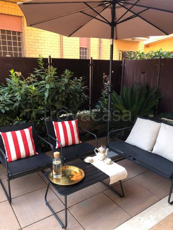 appartamento in affitto a Roma in zona Torre Angela