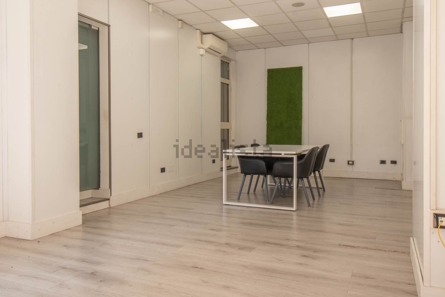 locale commerciale in affitto a Roma in zona Prenestino-Centocelle