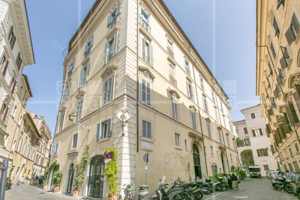 appartamento in affitto a Roma in zona Rione di Ponte