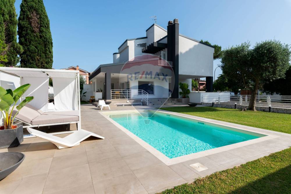 casa indipendente in affitto a Roma in zona Axa