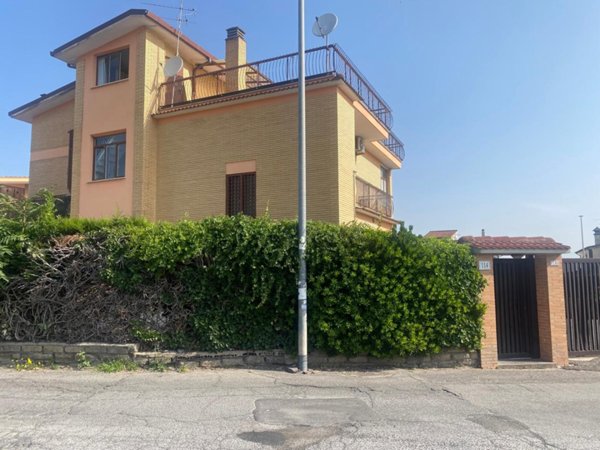 appartamento in affitto a Roma in zona Borghesiana