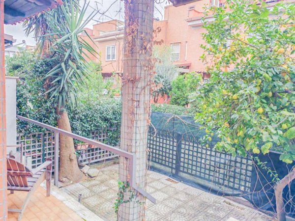 casa indipendente in affitto a Roma in zona Acilia