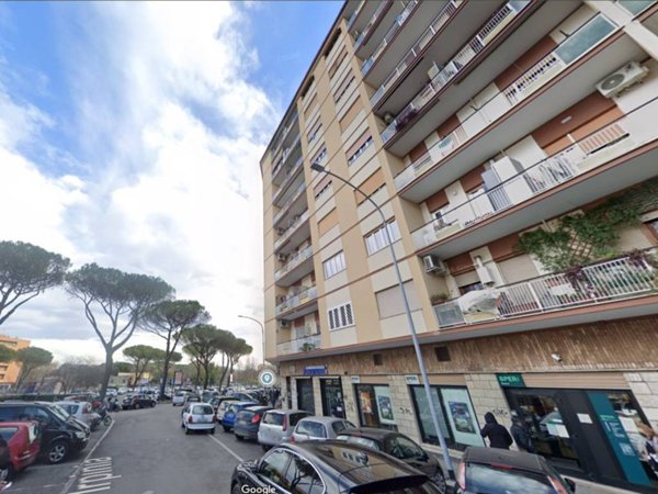 negozio in affitto a Roma in zona Prenestino-Labicano