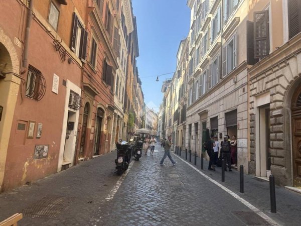 appartamento in affitto a Roma in zona Rione Monti/Campitelli
