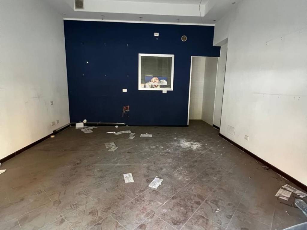 negozio in affitto a Roma in zona Monte Sacro/Talenti