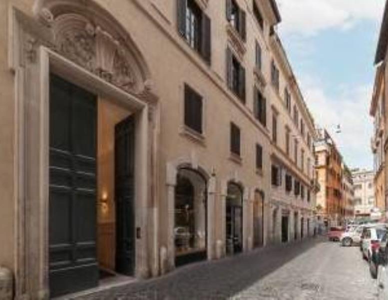 locale commerciale in affitto a Roma in zona Centro Storico