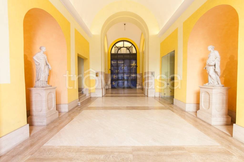 ufficio in affitto a Roma in zona Trevi-Colonna