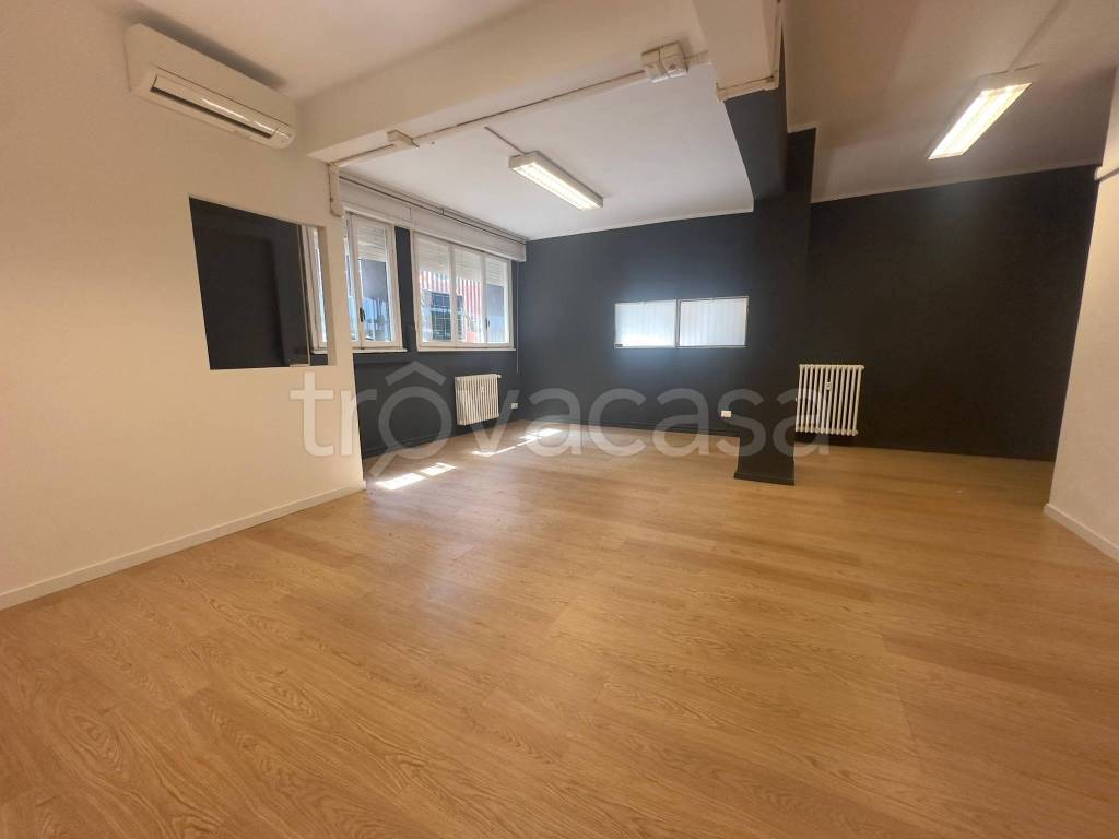 ufficio in affitto a Roma in zona Ostiense