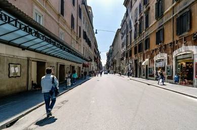 negozio in affitto a Roma in zona Campo Marzio