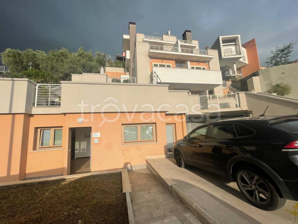 appartamento in affitto a Roma in zona Sette Bagni