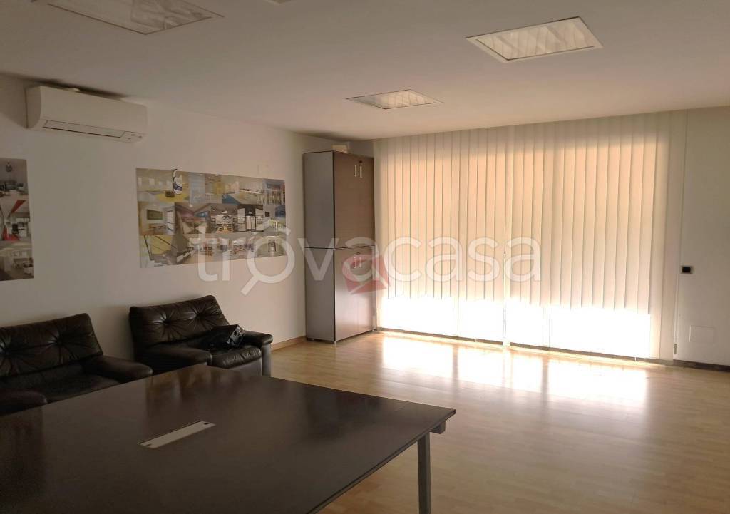 appartamento in affitto a Roma in zona Torre Angela