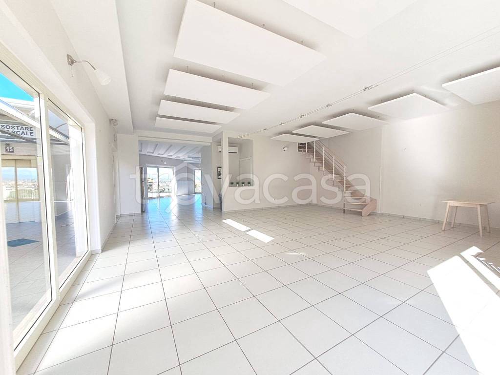 appartamento in affitto a Roma in zona Castelverde