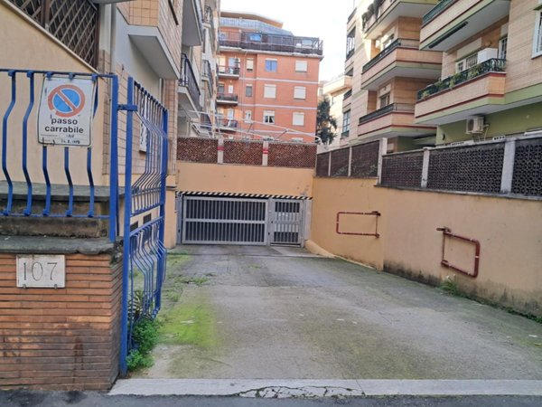 ufficio in affitto a Roma in zona Ostia