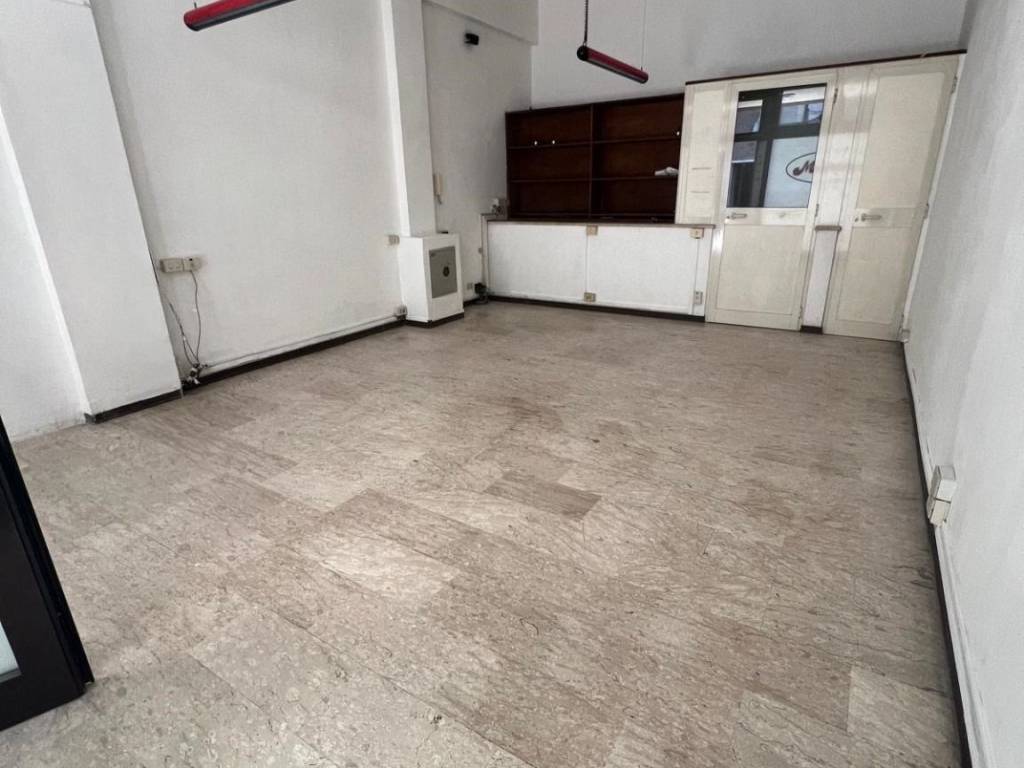 negozio in affitto a Roma in zona Pietralata