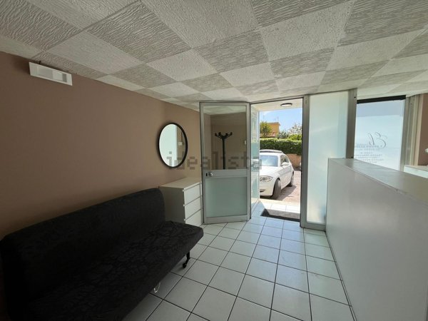 locale commerciale in affitto a Roma in zona Dragona/Bagnoletto