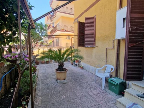 appartamento in affitto a Roma in zona Torre Angela