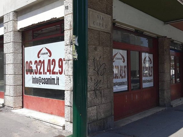 negozio in affitto a Roma