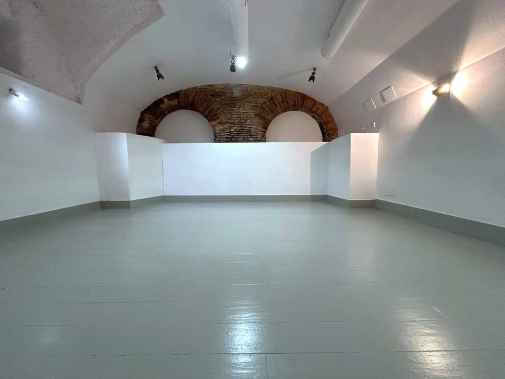 negozio in affitto a Roma in zona Trastevere