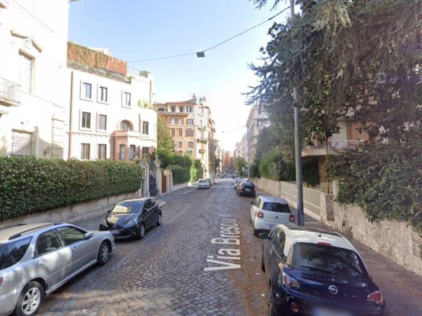 casa indipendente in affitto a Roma in zona Salario