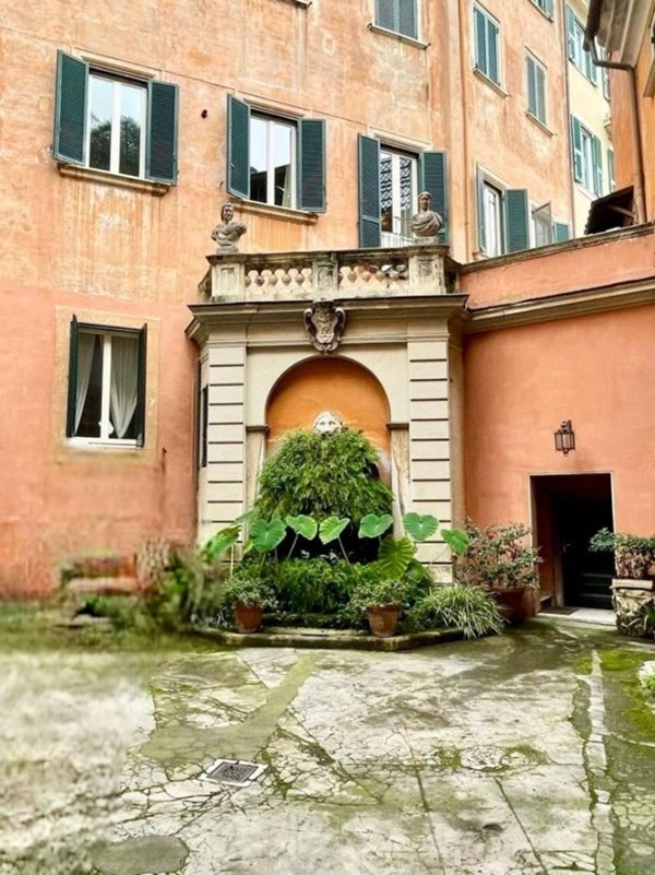appartamento in affitto a Roma in zona Parione/Sant'Eustachio