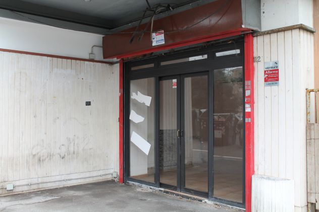 locale commerciale in affitto a Roma in zona Ostia