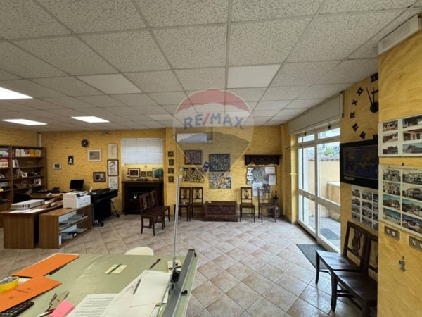 negozio in affitto a Roma in zona Acilia