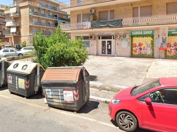 negozio in affitto a Roma in zona Pietralata