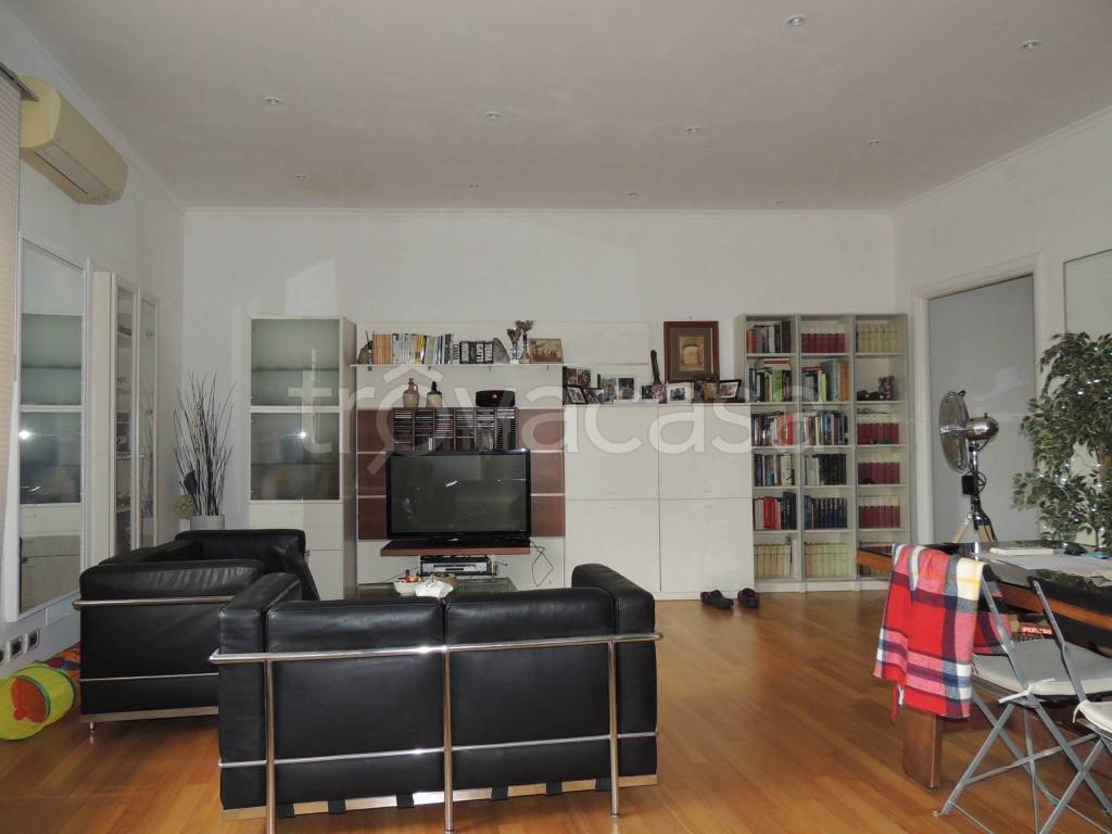 appartamento in affitto a Roma in zona Casal Palocco