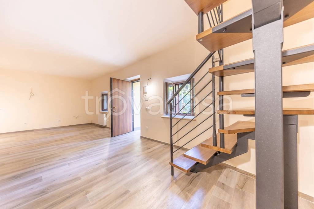 casa indipendente in affitto a Roma in zona Cesano