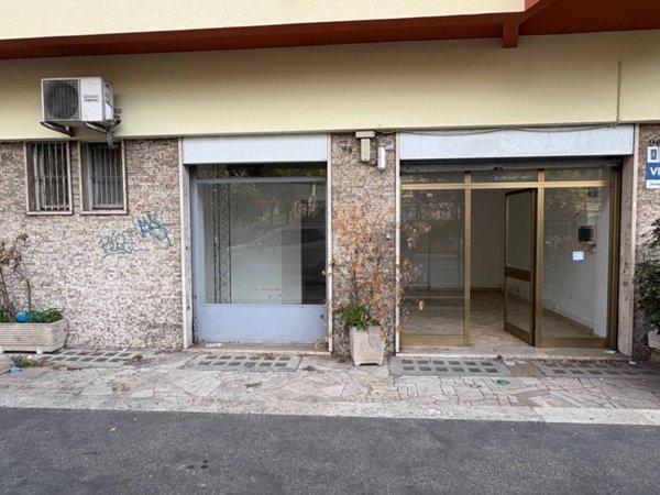 negozio in affitto a Roma in zona Trieste
