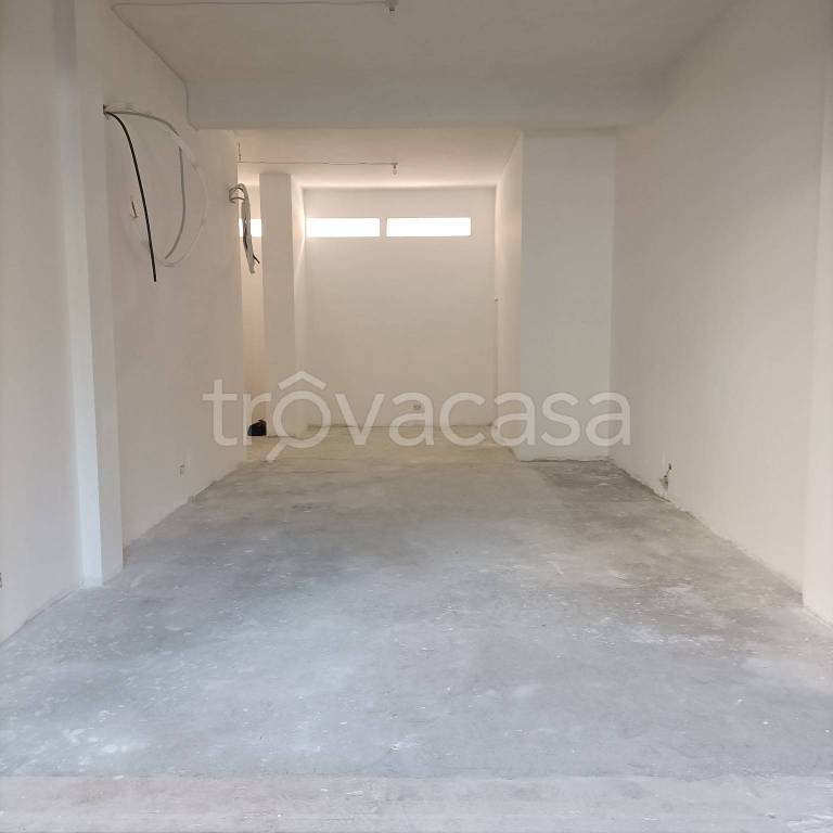 trivano in affitto a Roma in zona Tor di Quinto