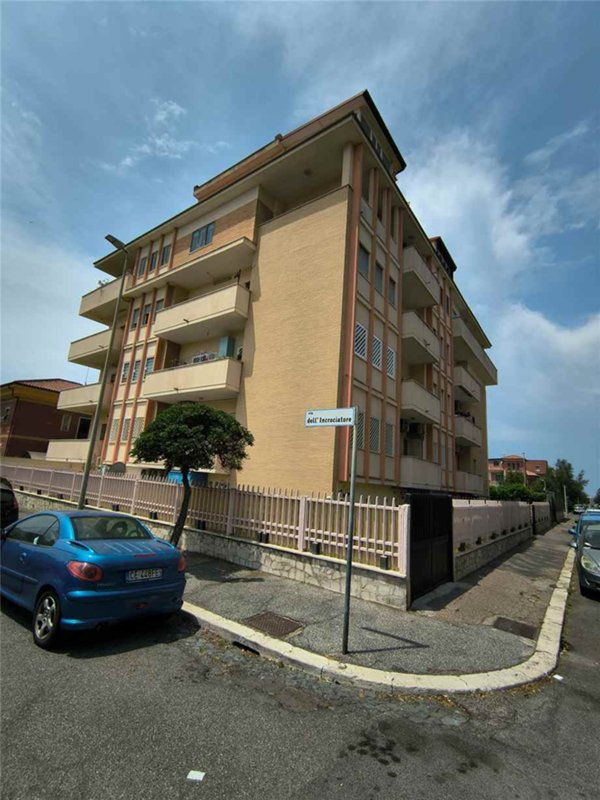 appartamento in affitto a Roma in zona Ostia Antica