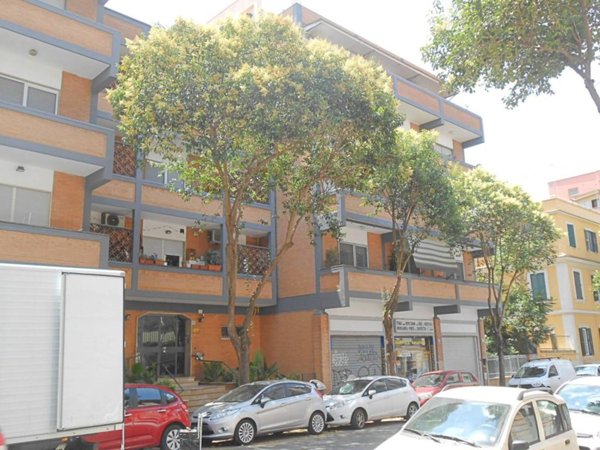 negozio in affitto a Roma in zona Tiburtino