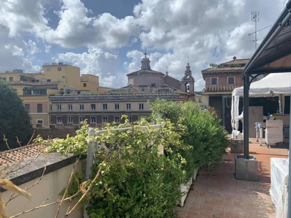 appartamento in affitto a Roma in zona Rione Borgo