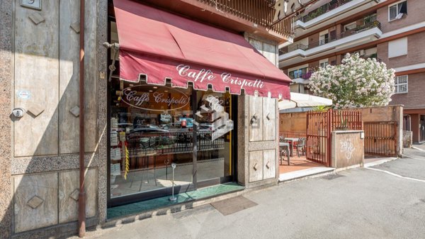 negozio in affitto a Roma in zona Ponte Mammolo