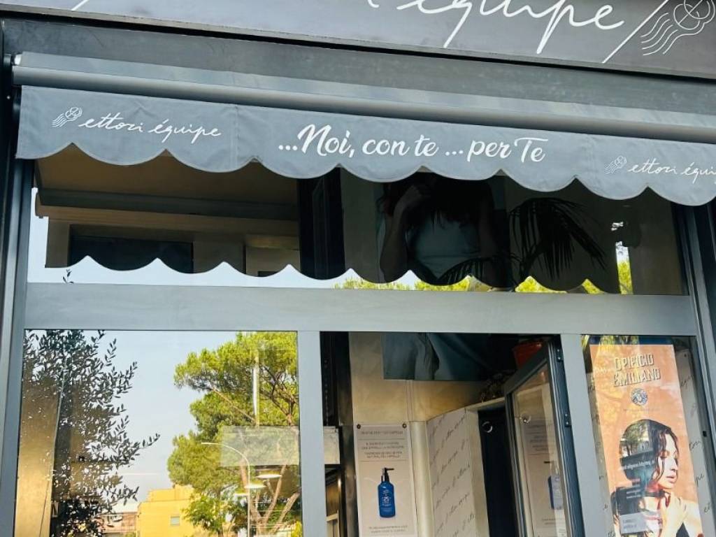 negozio in affitto a Roma in zona Ostiense