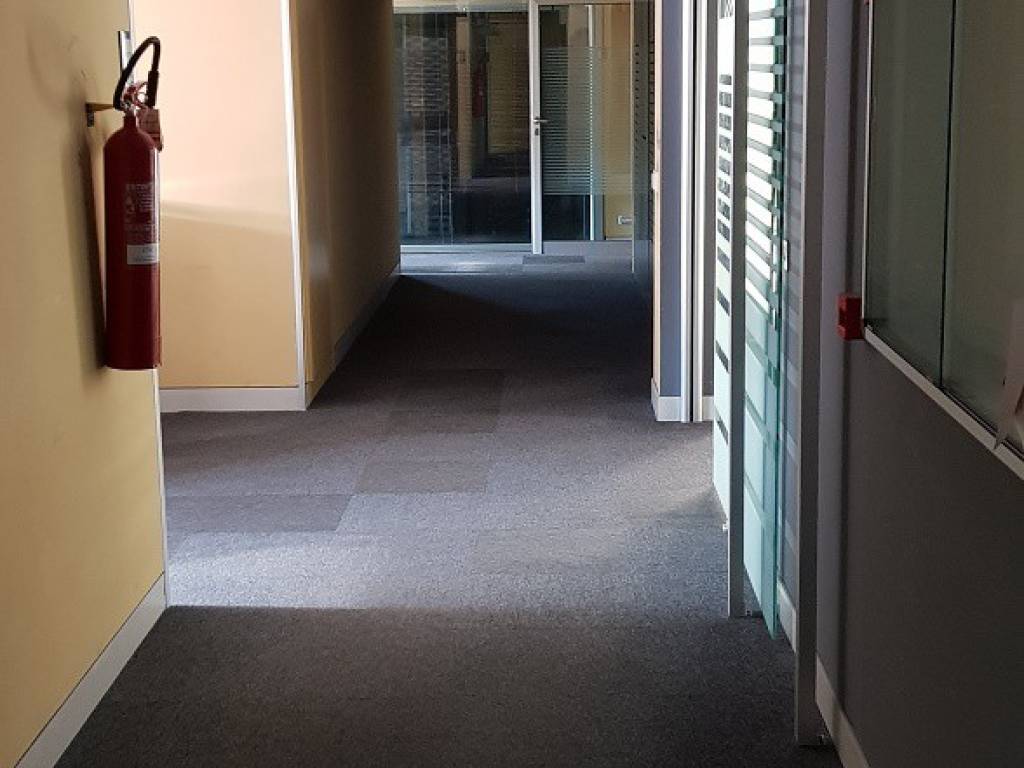 ufficio in affitto a Roma in zona Ardeatino