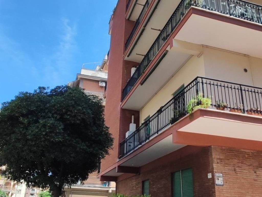 appartamento in affitto a Roma in zona Ostia
